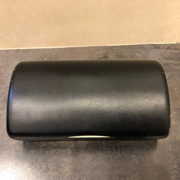 Hugo Boss burgundy sunglasses - Picture 7 of 8